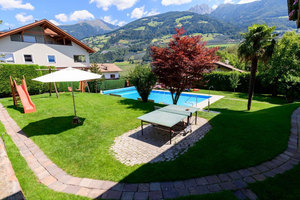 Ferienwohnungen Haus Christine Рифьяно Экстерьер фото